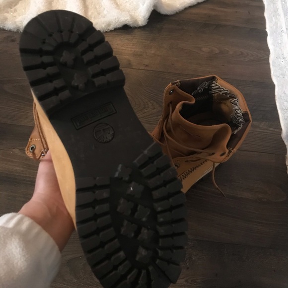 Timberlands - Picture 3 of 6